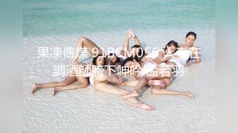 身材都扁了,奶子扁,小腹扁,屁股也扁了,小夥就爱艹这种良家熟女,抱着屁股打桩