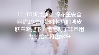 家庭摄像头破解真实偸拍，关系有点混乱的大户人家淫荡生活，大奶女儿日常换衣她妈妈韵味十足喜欢裸聊还与姑爷偸情 (5)