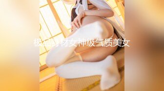 甜美系妹子36D天生巨乳褪下内裤露出一个大鲍鱼掰穴看表外细节的呼吸