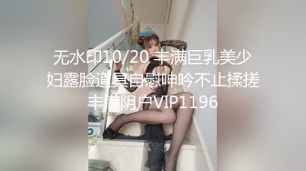  两个年轻小妹全程露脸精彩4P生活，淫声荡语不错吃奶舔逼交大鸡巴