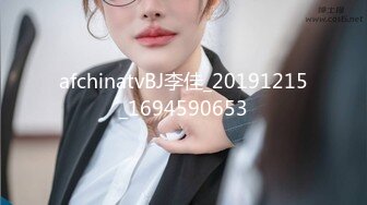 XKG8127.莉莉.《寂寞少妇魅惑女儿辅导老师》.星空无限传媒