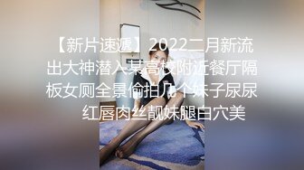 丝袜高跟美少妇全程露脸大秀直播诱惑狼友，跟狼友互动撩骚，自己揉着奶子自慰逼逼浪叫呻吟，表情好骚啊刺激