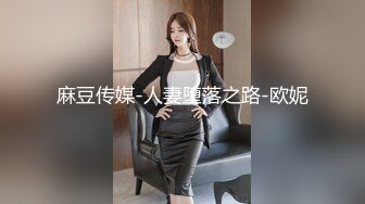 TWTP 小吃店女厕一路跟踪偷拍大二美女的极品嫩鲍鱼